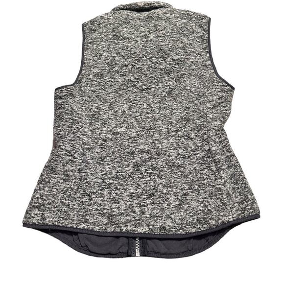 Abercrombie & Fitch Gray Fleece Quilted Vest Women's Size XS - Picture 2 of 5